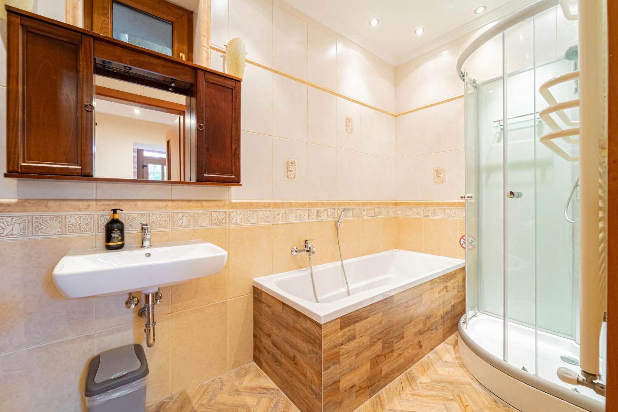 B48 Bigflat - Kenyelem 130 M2 En