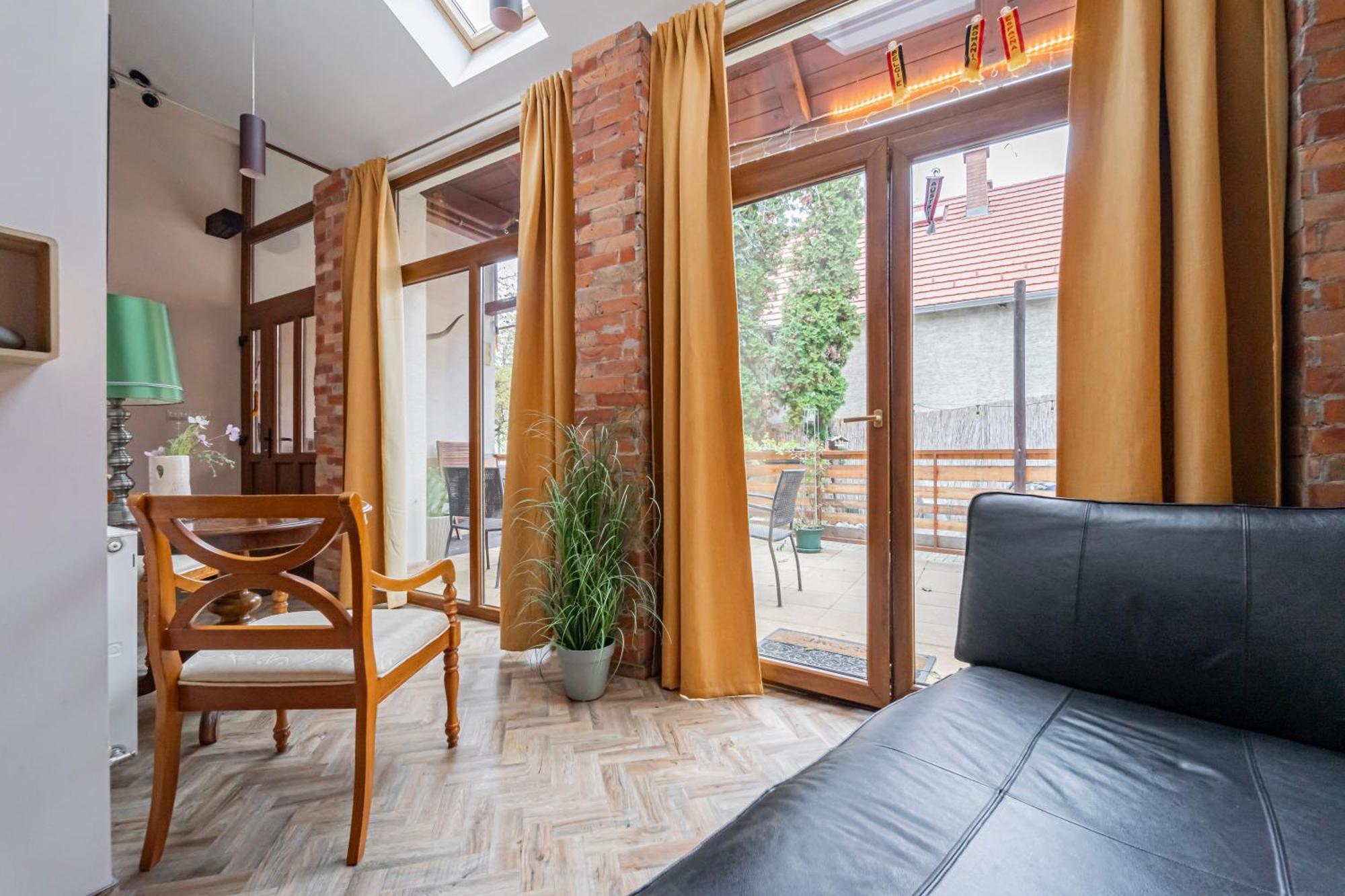 B48 Bigflat - Kenyelem 130 M2 En * Torokbalint
